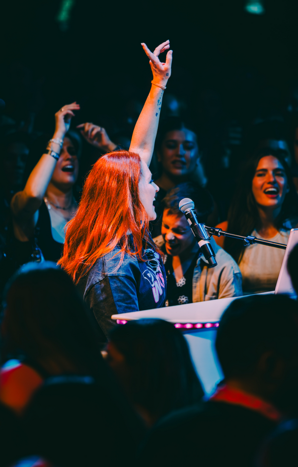 Duelling Pianos w. Kylie Fisher